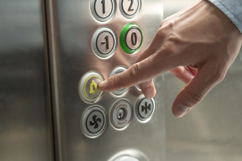 ascenseur-connecte-m2m-carte-sim-iot-matooma-rtc-1